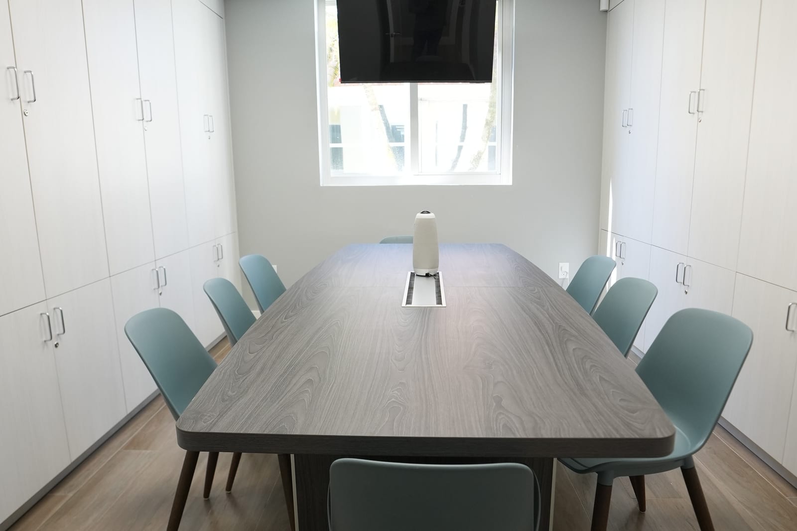 Conference room for site initiation visits, monitoring and training.